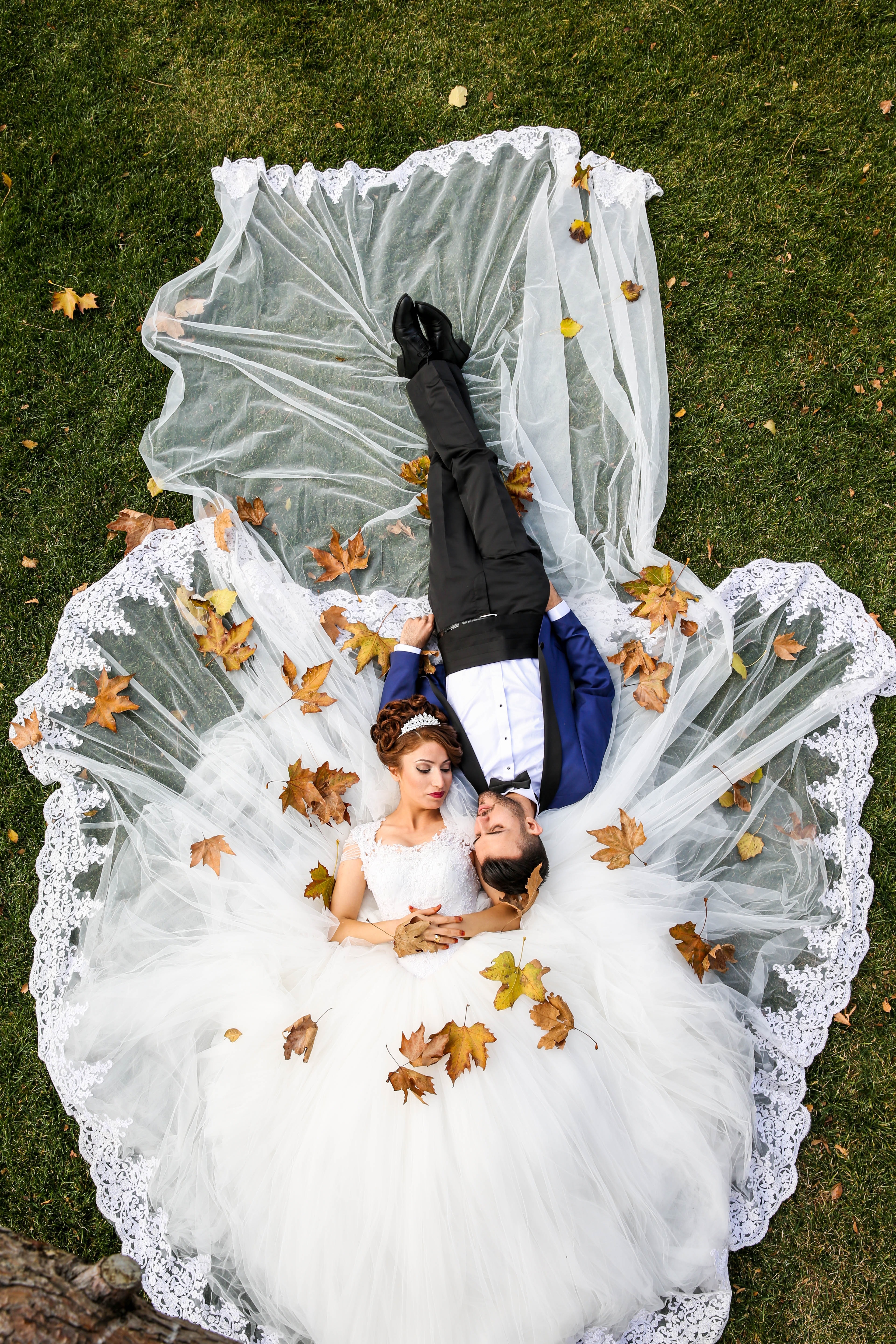 Esküvői öltönyvásárlás Budapest Esküvői öltönyvásárlás Budapest